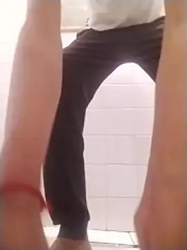 jenilmax online show from 4, 11, 2025