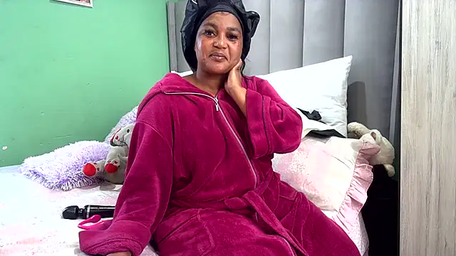 SexyEbony37X online show from 26, 5, 2026