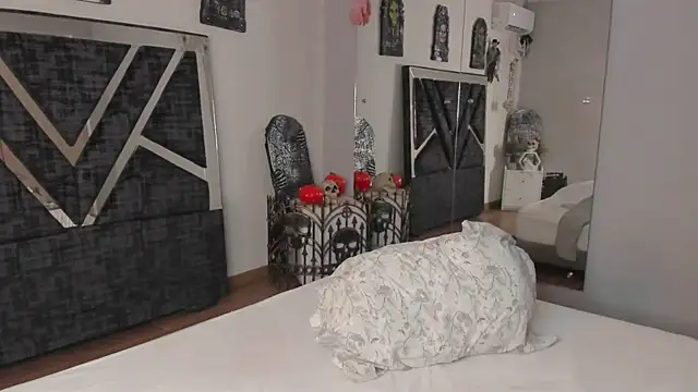 Jonness Isa  online show from 30, 10, 2025