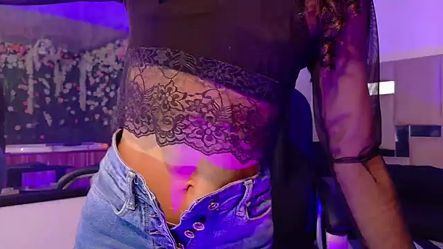 Queenjenn   online show from 9, 10, 2025