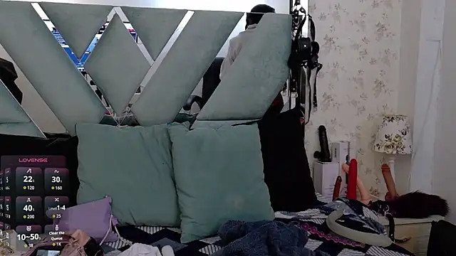 Queenjenn   online show from 3, 3, 2026