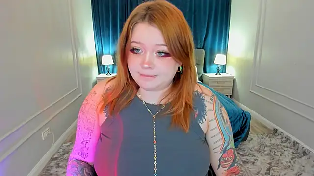 MoonLghte online show from 2, 12, 2025