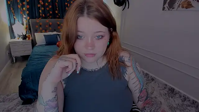 MoonLghte online show from 15, 10, 2025