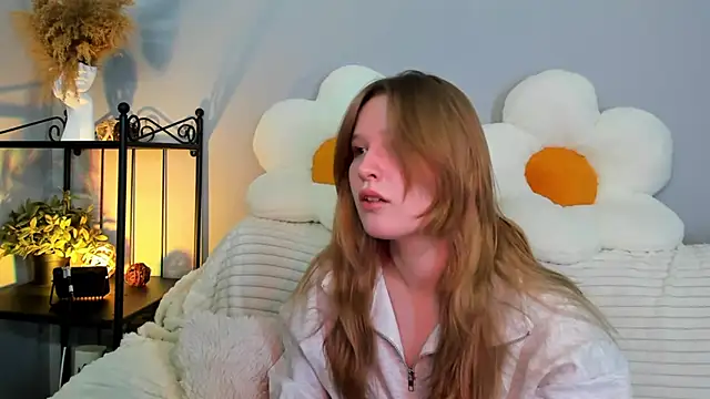 EvaStevs online show from 3, 2, 2025