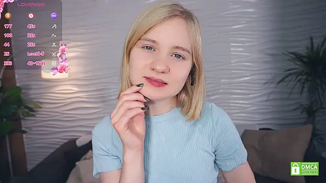 OdelinaFicken online show from 4, 12, 2025