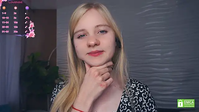 OdelinaFicken online show from 3, 10, 2025