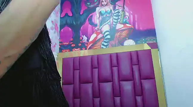 Luna and valery online show from 11, 1, 2025