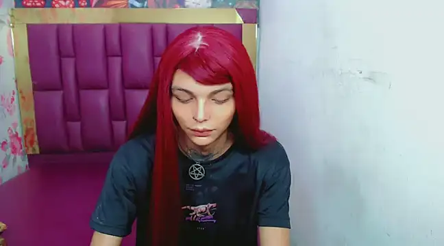 Luna and valery online show from 22, 1, 2025