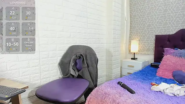 sweet kitty0110 online show from 11, 9, 2025