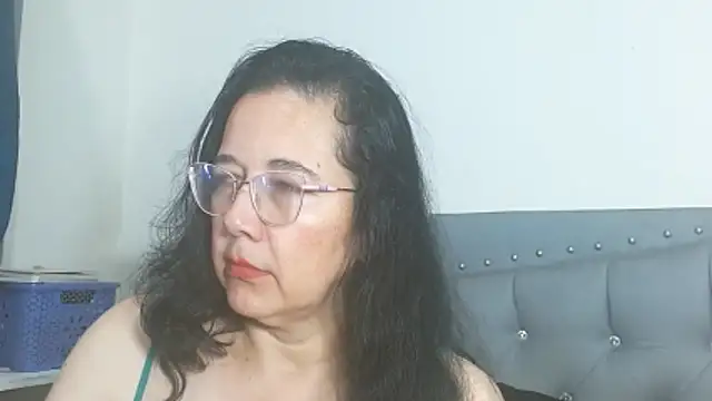 maturepriscila online show from 23, 5, 2026