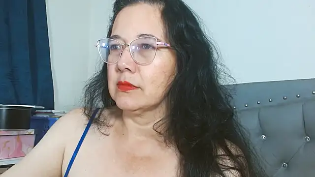 maturepriscila online show from 29, 4, 2026