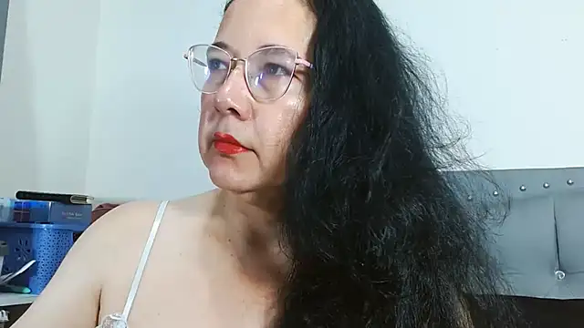 maturepriscila online show from 5, 6, 2026