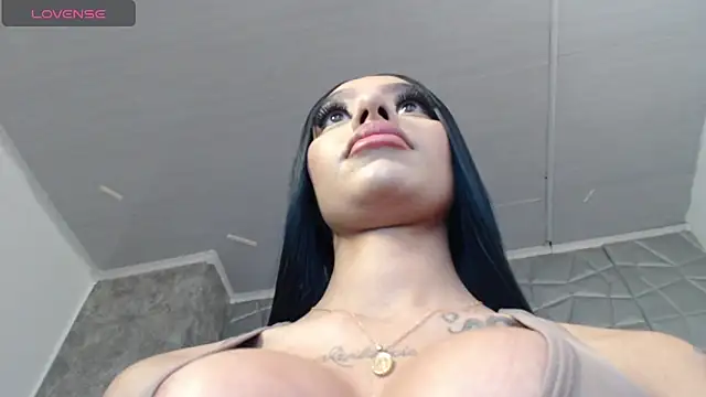 Tiffanny online show from 8, 10, 2025