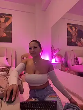 lissa yasemin online show from 6, 3, 2025