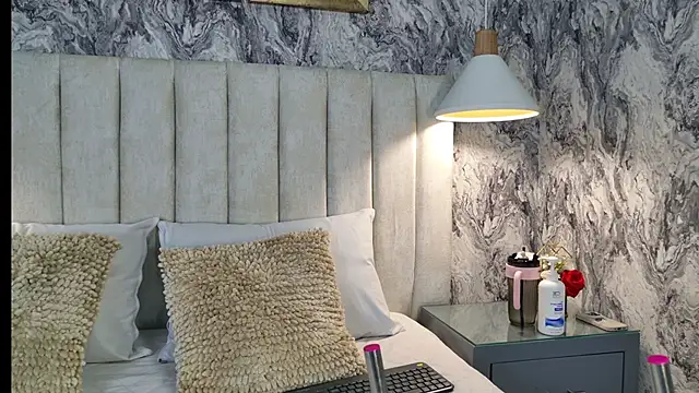 Snapshot of MeganCruzGB chatting on 13, 2, 2026 MeganCruzGB online show from 13, 2, 2026