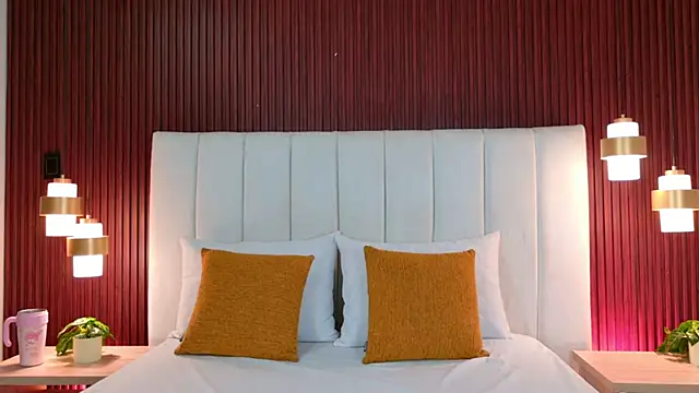 MeganCruzGB online show from 8, 10, 2025