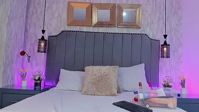 MeganCruzGB online show from 4, 3, 2025