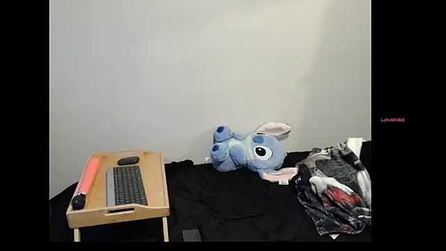 LilyFoxxx online show from 20, 4, 2026