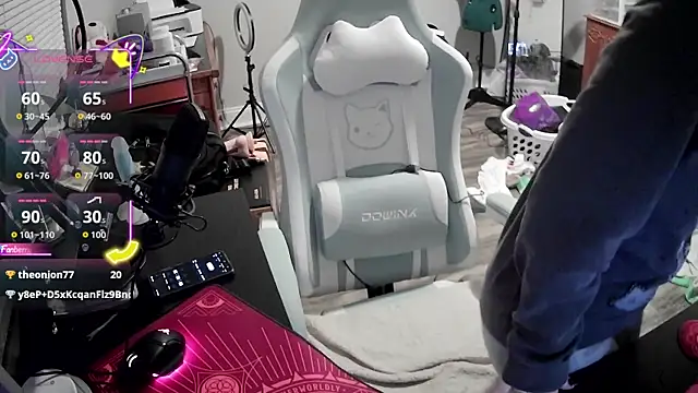 Snapshot of LilyFoxxx chatting on 27, 9, 2025 LilyFoxxx online show from 27, 9, 2025