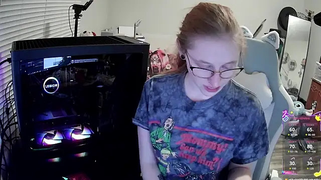 Snapshot of LilyFoxxx chatting on 30, 11, 2025 LilyFoxxx online show from 30, 11, 2025