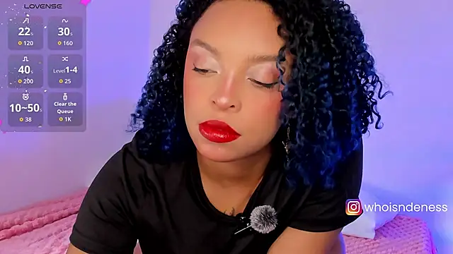 Snapshot of ened_nessa chatting on 18, 11, 2025 ened nessa online show from 18, 11, 2025