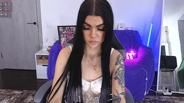 Tiffany lab online show from 28, 11, 2025