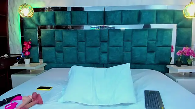 valtira nova online show from 28, 9, 2025