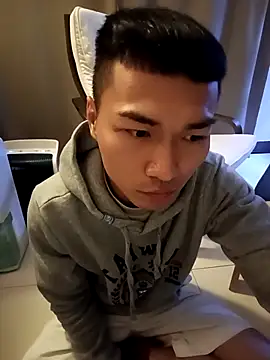 chiata410 online show from 6, 3, 2025