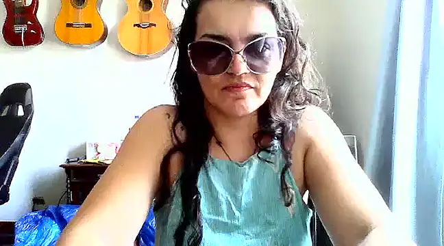 Snapshot of escritorasafada chatting on 10, 1, 2025 escritorasafada online show from 10, 1, 2025