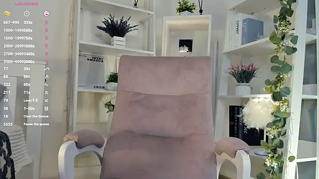 ZaraBluitt online show from 23, 3, 2026