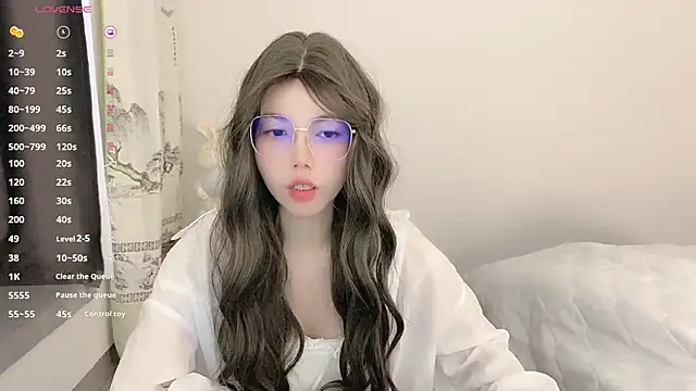 Yuki 111 online show from 8, 12, 2024