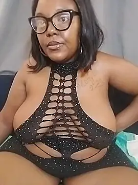 CHERRYYUMMY online show from 27, 10, 2025