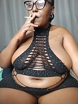 Snapshot of CHERRYYUMMY chatting on 14, 6, 2026 CHERRYYUMMY online show from 14, 6, 2026