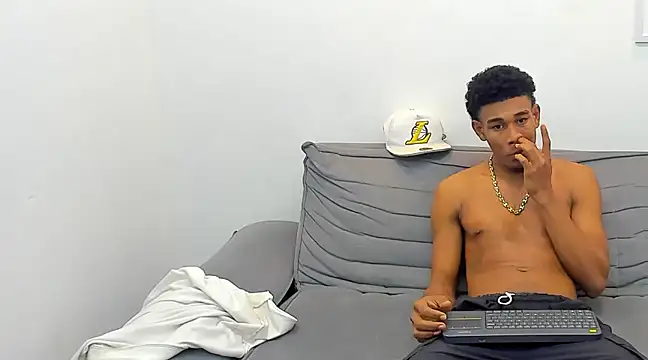 Snapshot of dominic_hot69 chatting on 11, 1, 2025 dominic hot69 online show from 11, 1, 2025