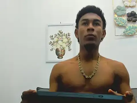 Snapshot of dominic_hot69 chatting on 9, 1, 2025 dominic hot69 online show from 9, 1, 2025