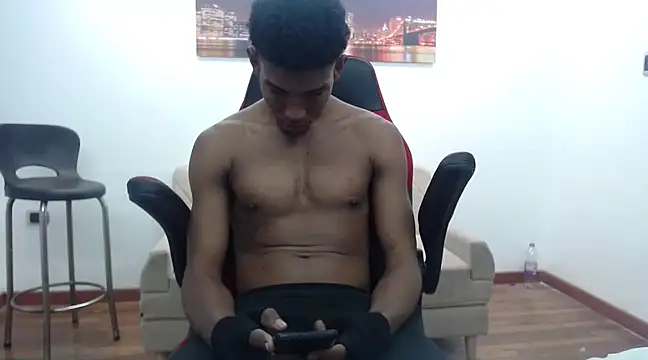 Snapshot of dominic_hot69 chatting on 23, 12, 2024 dominic hot69 online show from 23, 12, 2024