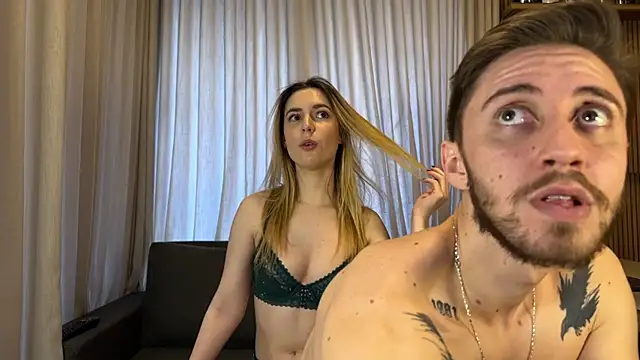 Snapshot of cloesweetdreams chatting on 14, 9, 2025 cloesweetdreams online show from 14, 9, 2025