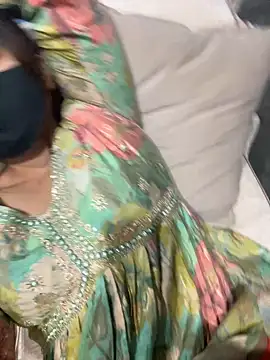 Snapshot of Black_Glow chatting on 24, 1, 2025 Black Glow online show from 24, 1, 2025