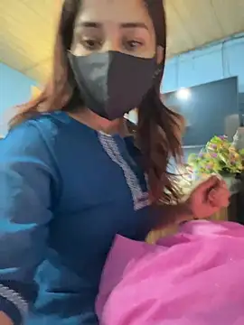 Snapshot of Black_Glow chatting on 8, 2, 2025 Black Glow online show from 8, 2, 2025