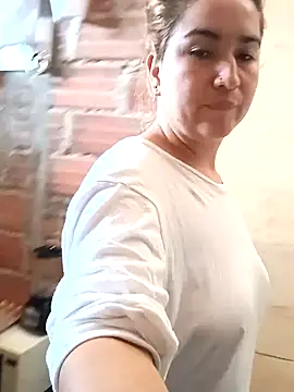 alexax0 online show from 12, 2, 2025