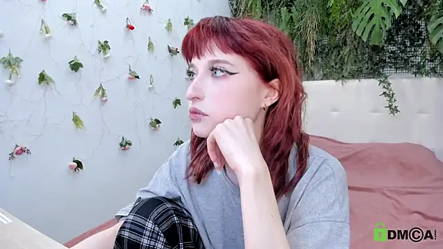 ElizaNik  online show from 6, 2, 2026