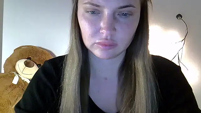 Snapshot of Lucky_Anna chatting on 31, 3, 2026 Lucky Anna online show from 31, 3, 2026