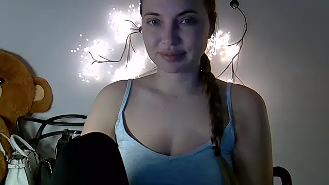 Snapshot of Lucky_Anna chatting on 24, 3, 2026 Lucky Anna online show from 24, 3, 2026