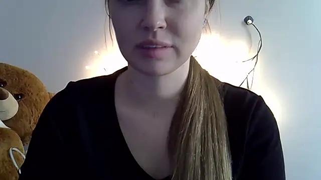 Snapshot of Lucky_Anna chatting on 21, 3, 2026 Lucky Anna online show from 21, 3, 2026