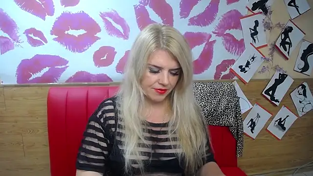 Julya Barbi online show from 26, 9, 2025