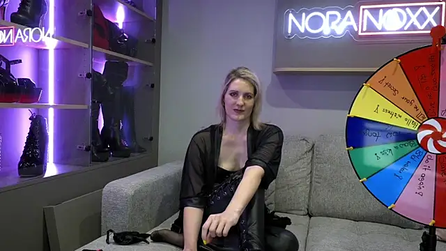 Snapshot of NoraNoxx chatting on 21, 6, 2026 NoraNoxx online show from 21, 6, 2026