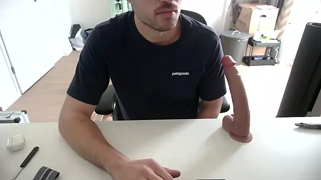 taallguyy 196 online show from 5, 11, 2025