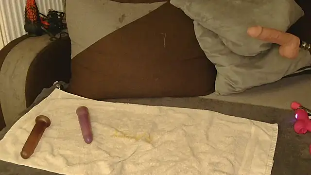 liloucamchaudee online show from 9, 3, 2026