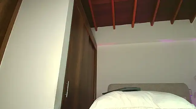 KarolPorttela online show from 15, 12, 2024