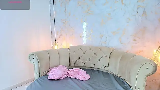 Snapshot of khloeblake chatting on 14, 6, 2026 khloeblake online show from 14, 6, 2026